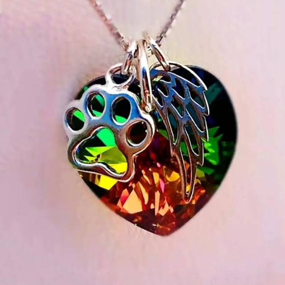 NEW Paw Angel Wings Pendant Necklace - Picture 2 of 9